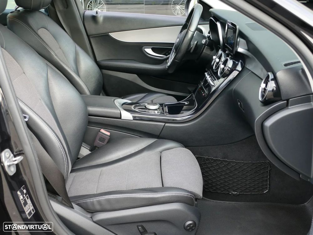 Mercedes-Benz C 200 - 30