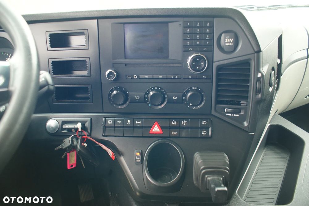 Mercedes-Benz Antos Actros 1830 - 7