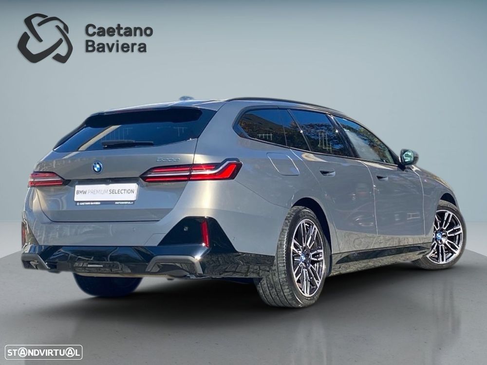 BMW 530 e Pack Desportivo M - 2