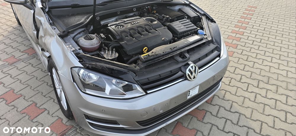 Volkswagen Golf 1.6 TDI BlueMotion Technology Comfortline - 14