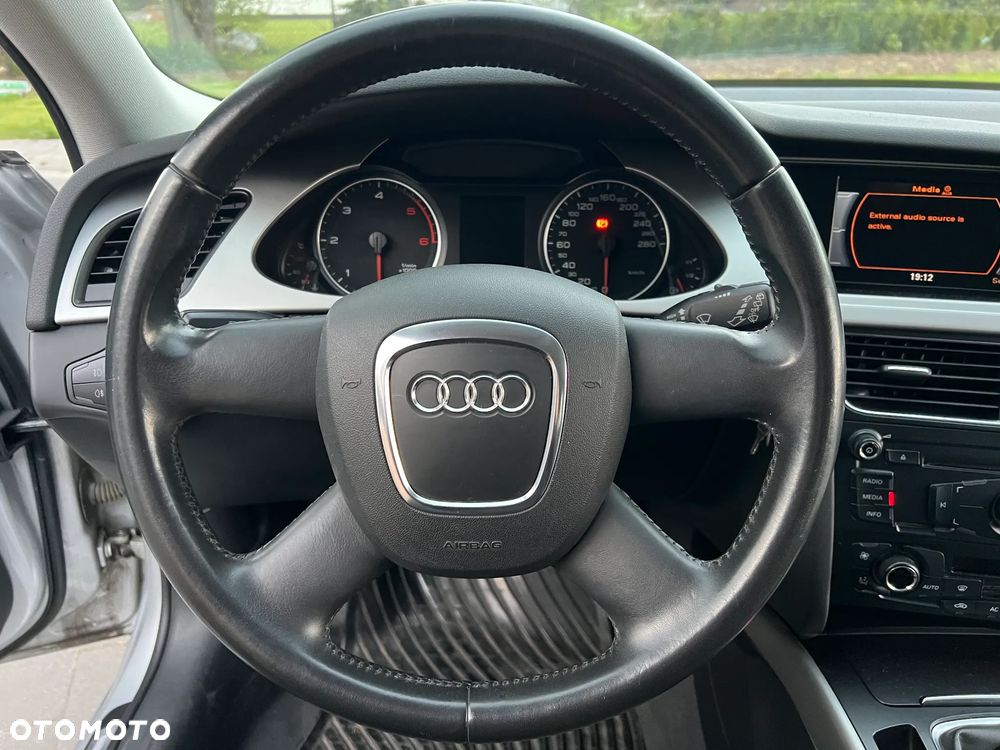 Audi A4 Avant - 12