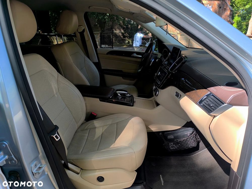 Mercedes-Benz GLS 400 4-Matic - 11