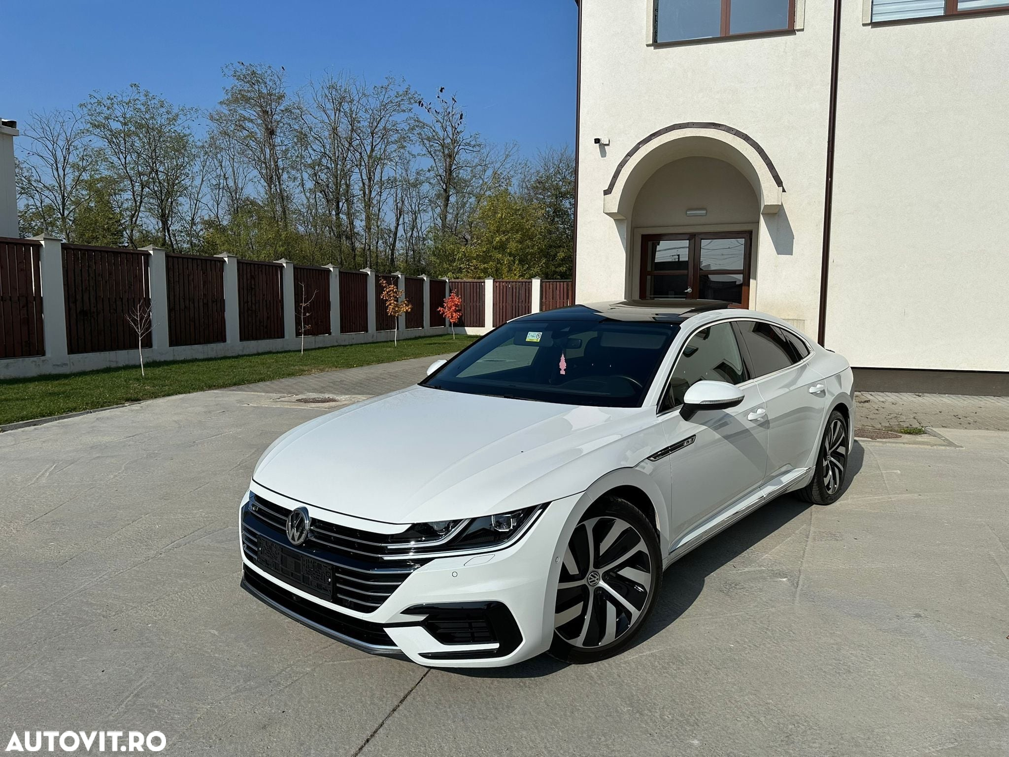 Volkswagen ARTEON 2.0 TDI DSG R-Line - 4