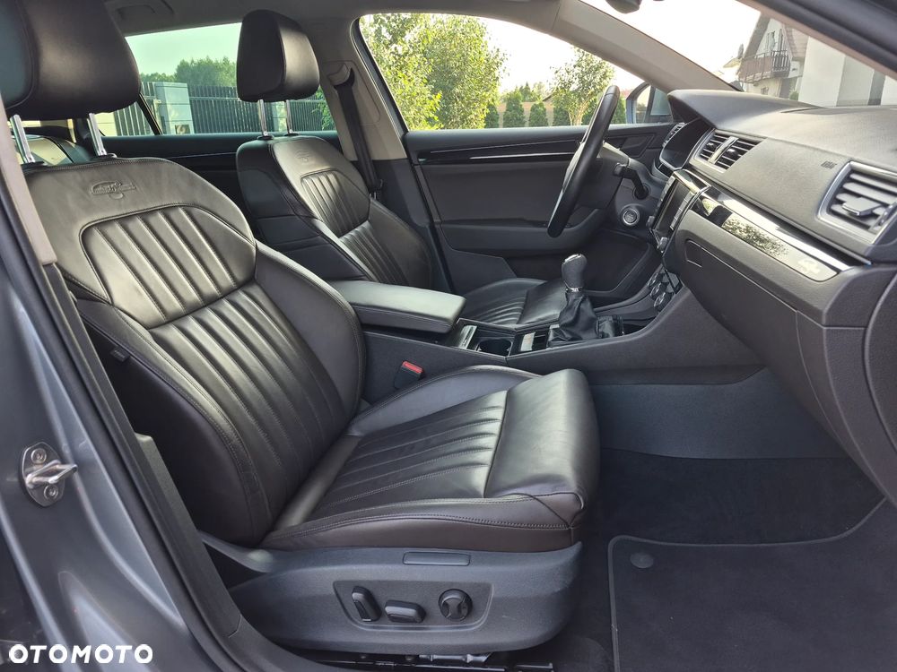 Skoda Superb 1.8 TSI L&K - 17