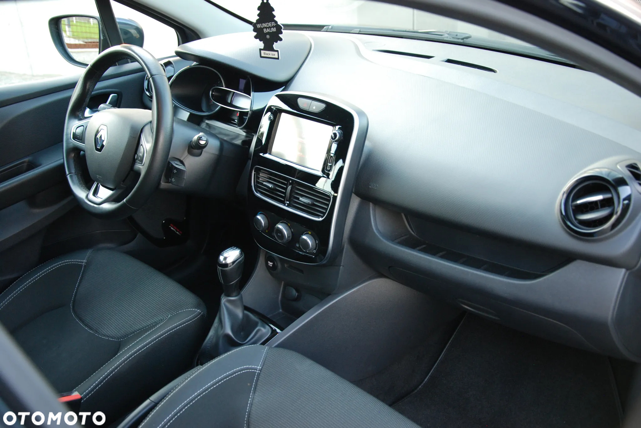 Renault Clio 0.9 TCe Alize - 9