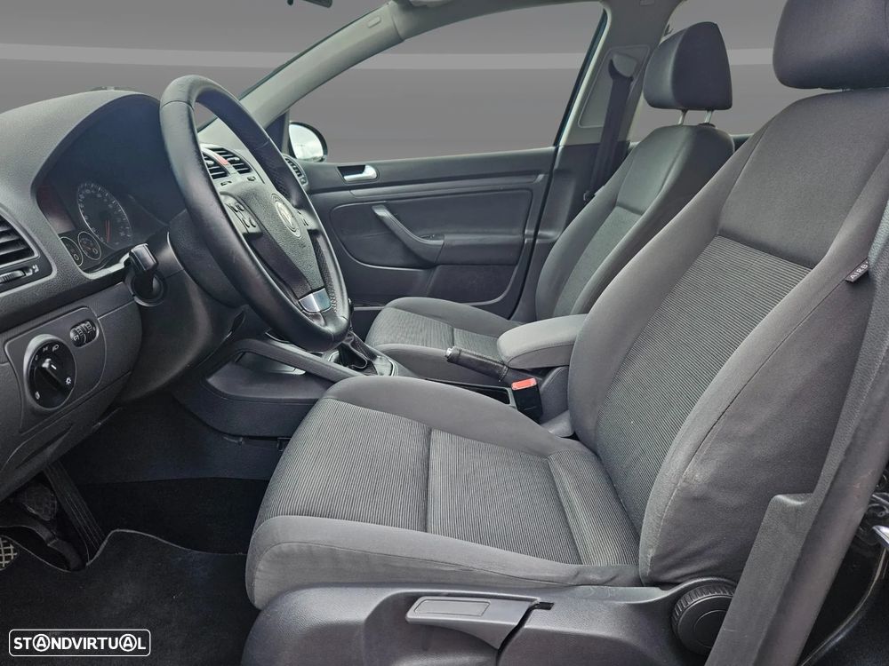 VW Golf 1.9 TDi BlueM. Confortline - 25