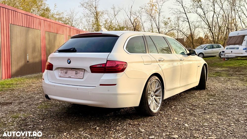BMW Seria 5 530d xDrive Touring Sport-Aut. - 5