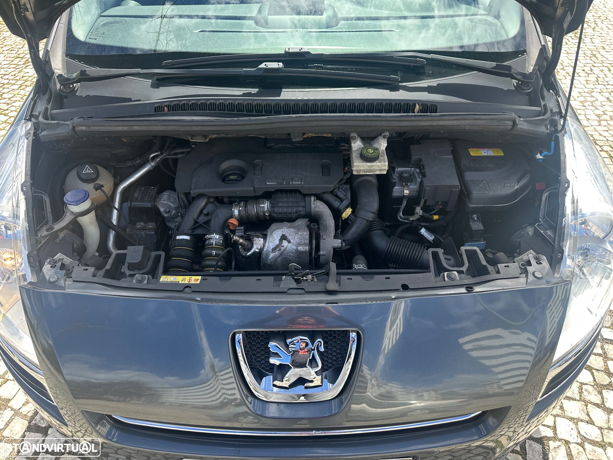 Peugeot 5008 1.6 E-HDi 7L SE Style 2-Tronic 113g - 33