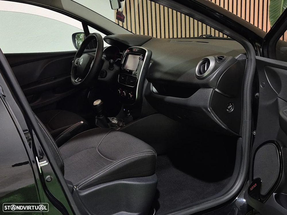 Renault Clio Sport Tourer 0.9 TCe Limited Edition - 14