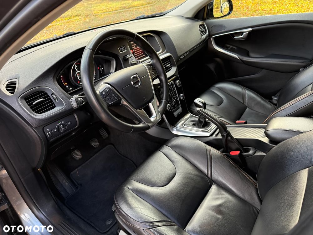 Volvo V40 Cross Country D2 Drive-E Summum - 14