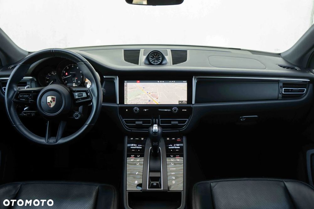 Porsche Macan T - 3