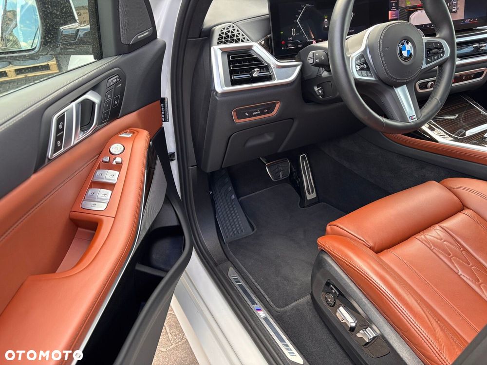 BMW X7 - 15