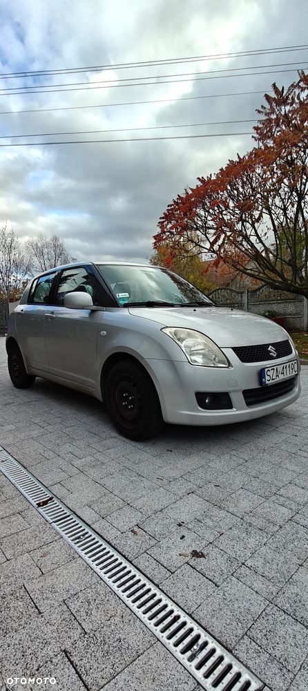 Suzuki Swift 1.3 GS / Premium 4WD - 5