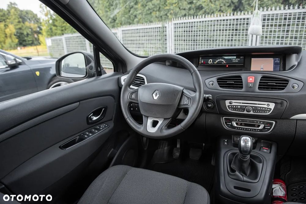Renault Scenic 1.5 dCi Authentique - 22