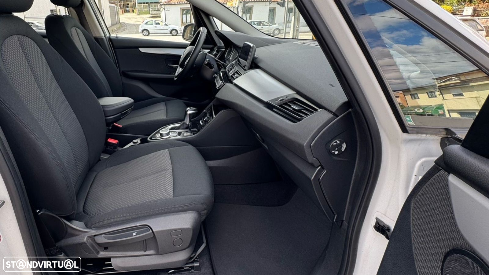 BMW 225xe Active Tourer - 19