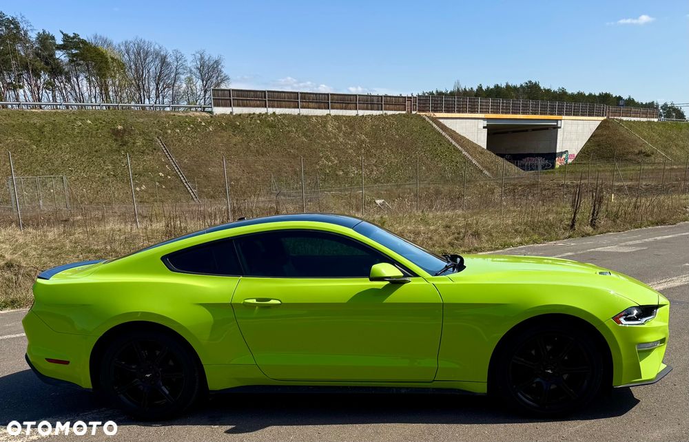 Ford Mustang - 15