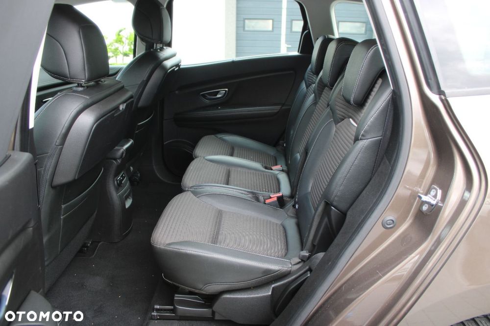 Renault Scenic - 24