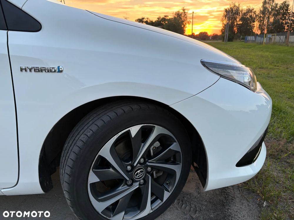 Toyota Auris - 13