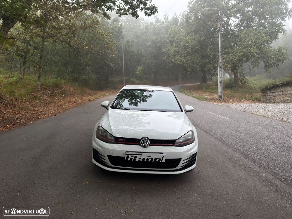 VW Golf 2.0 GTI - 31