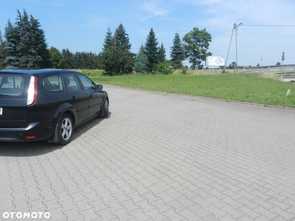 Ford Focus - 22