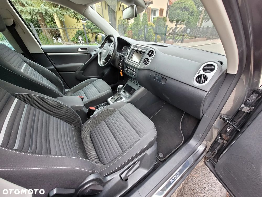 Volkswagen Tiguan 2.0 TDI 4Mot Perfectline R-Style DSG - 23