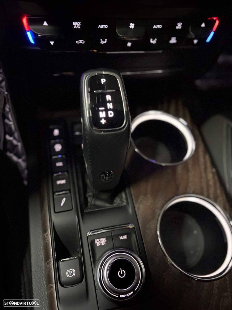 Maserati Ghibli Hybrid - 18