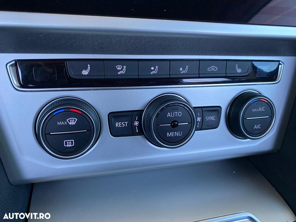 Volkswagen Passat - 22