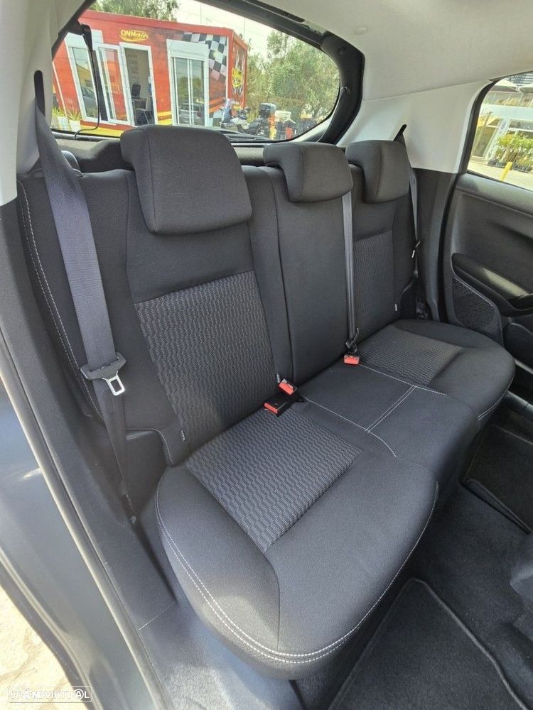 Peugeot 208 1.2 PureTech Allure - 15