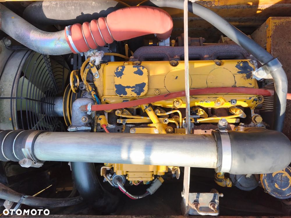 Caterpillar M313C - 8