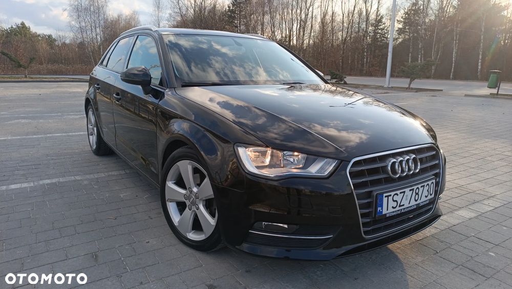 Audi A3 Sportback 2.0 TDI Ambiente - 2
