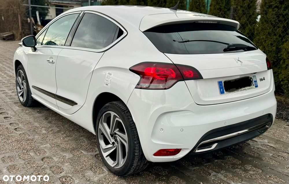 DS Automobiles DS 4 - 10