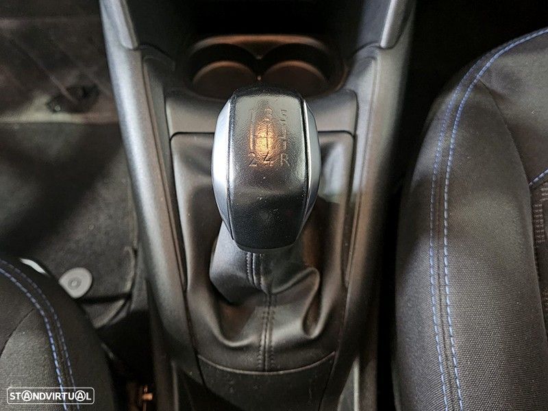 Peugeot 208 1.2 PureTech Style - 13