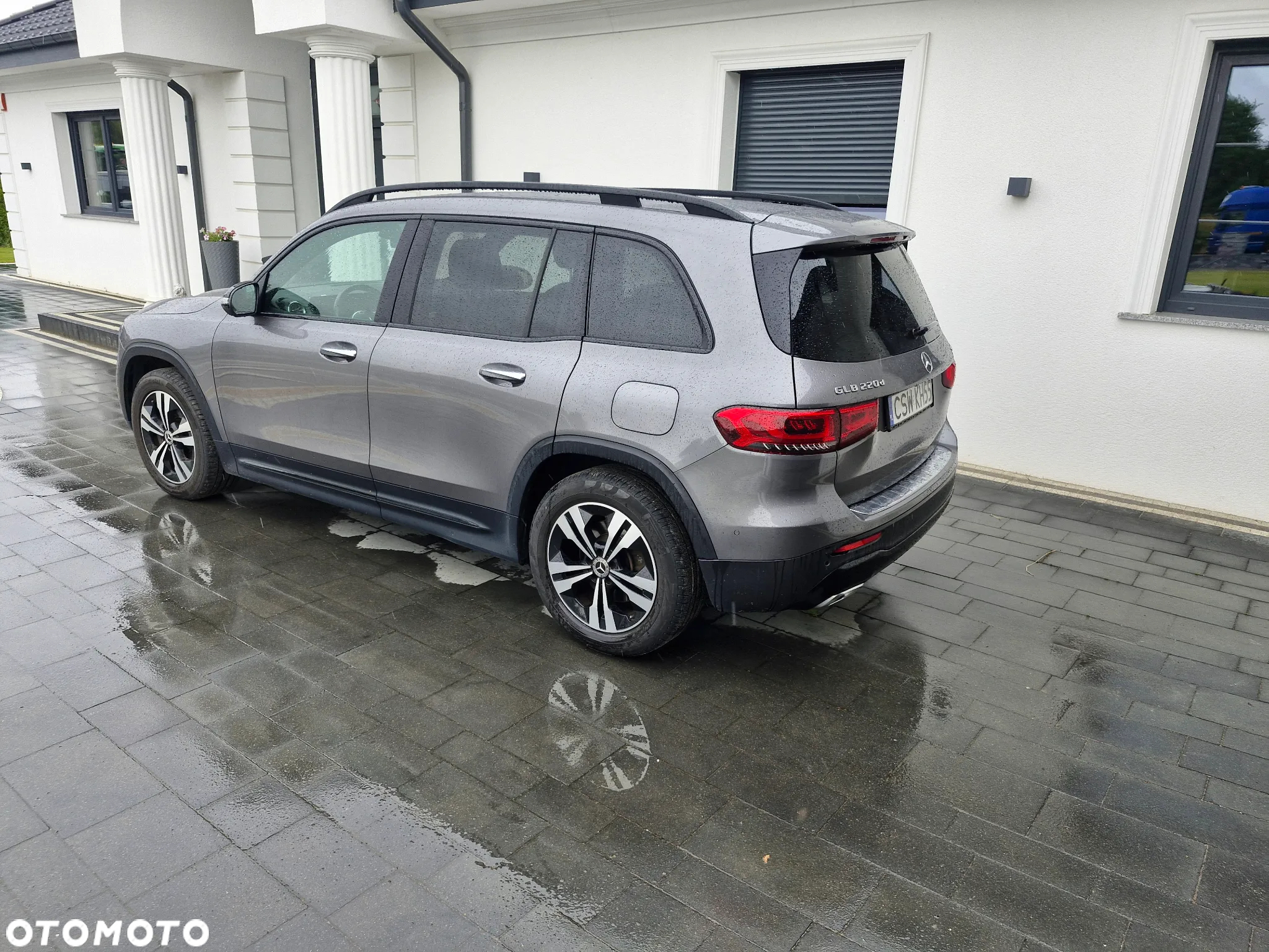 Mercedes-Benz GLB 220 d 4Matic 8G-DCT - 5