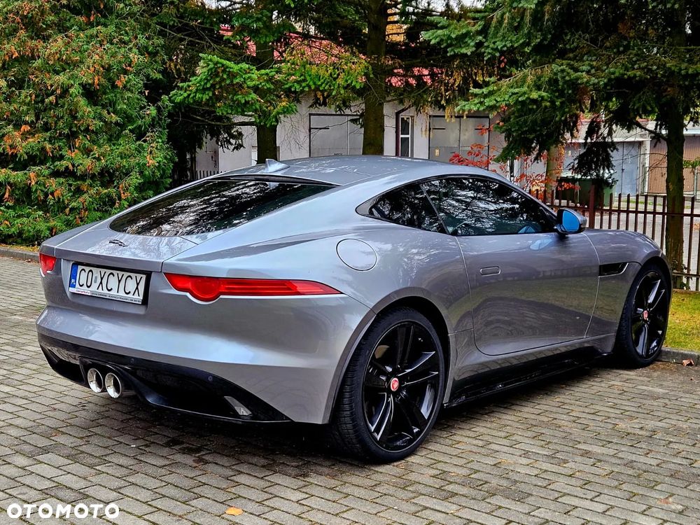 Jaguar F-Type R-Dynamic - 6