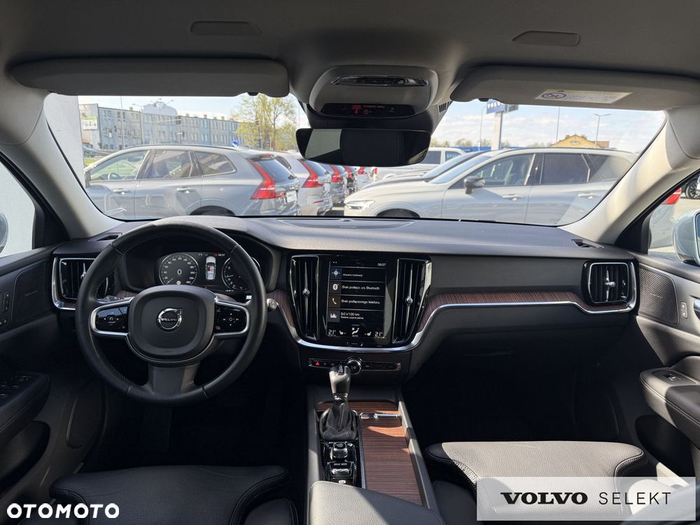Volvo V60 Cross Country - 28