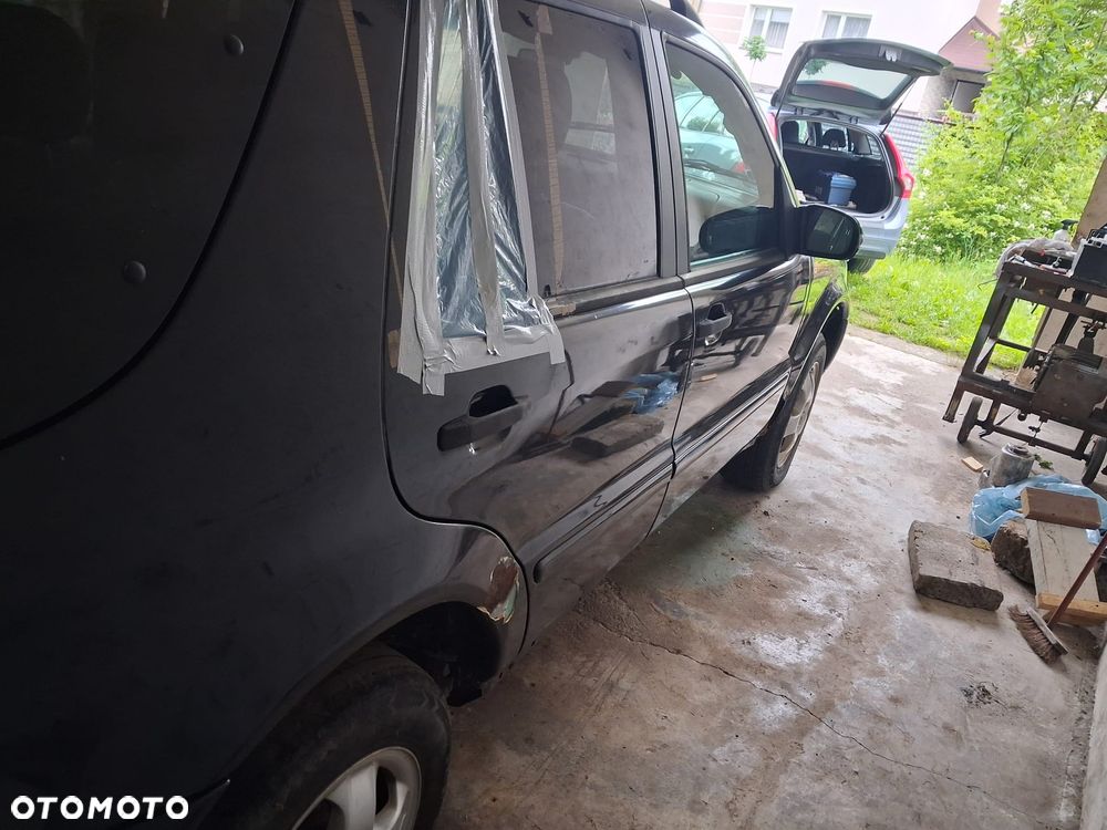 Mercedes-Benz ML - 5