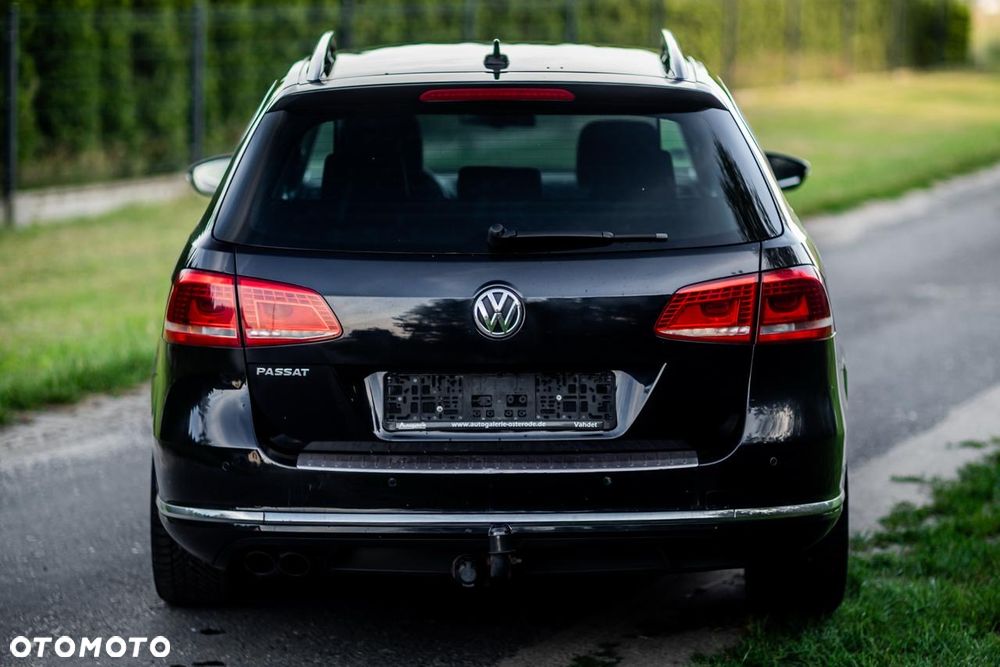 Volkswagen Passat 2.0 TDI Highline - 14