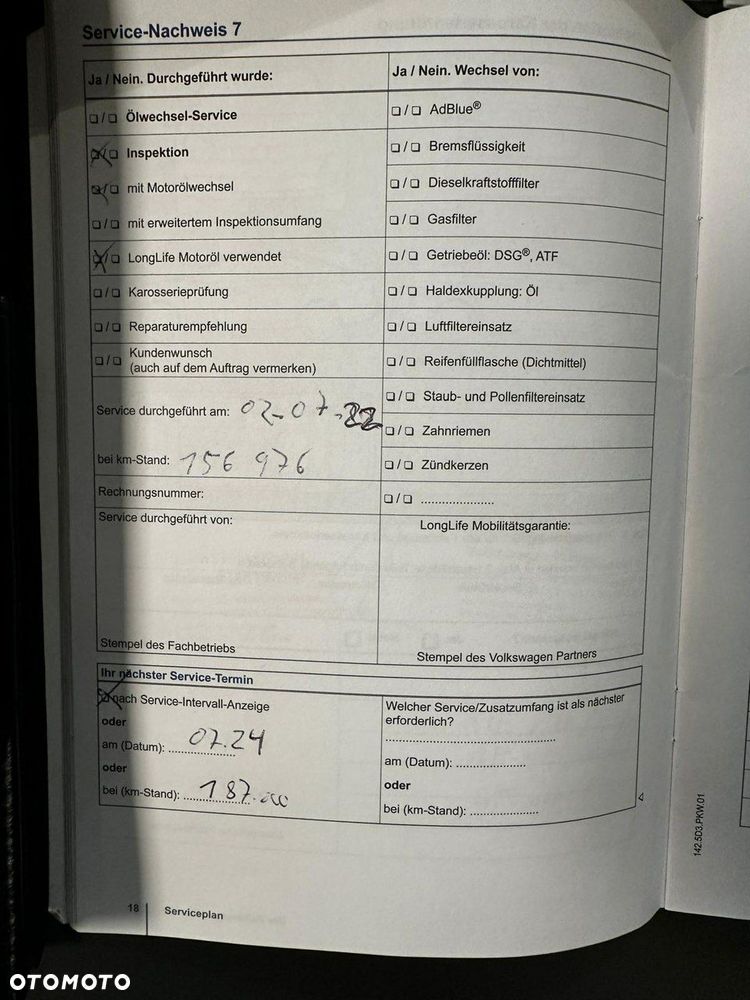 Volkswagen Passat 2.0 TDI DPF Highline - 39