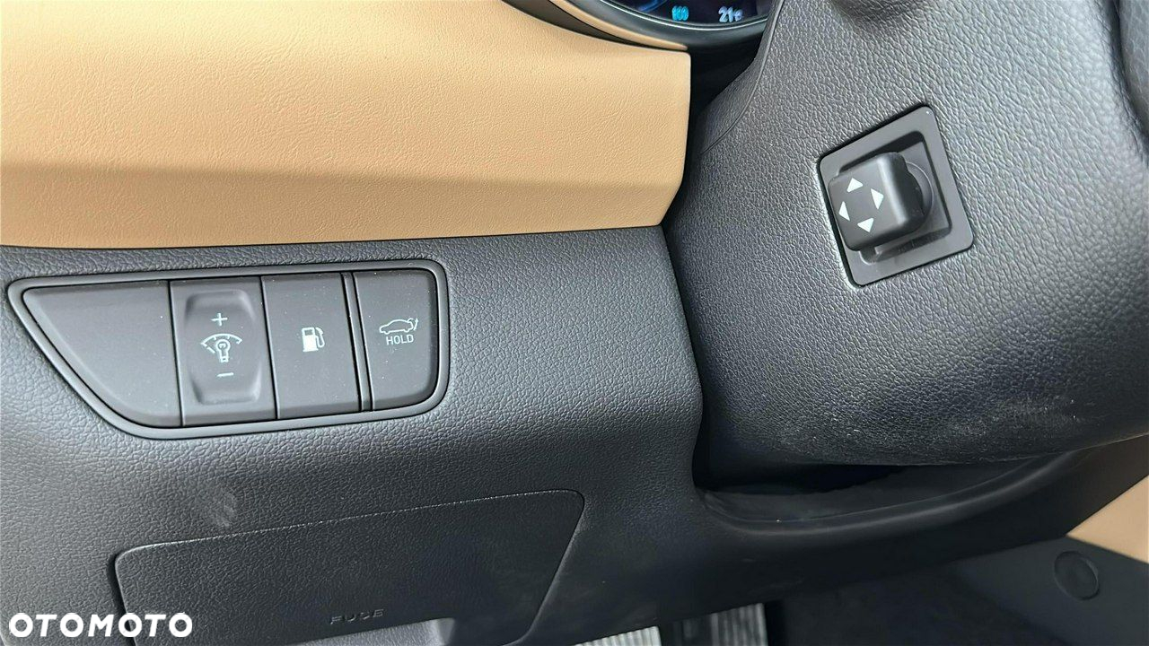 Genesis G70 - 27