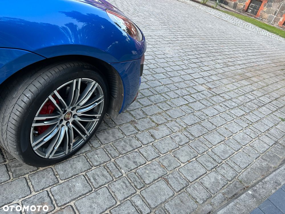 Porsche Macan Turbo - 5