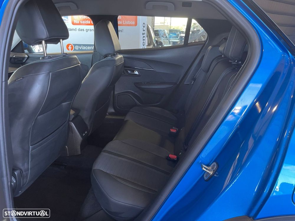 Peugeot 2008 1.2 PureTech Allure Pack - 23