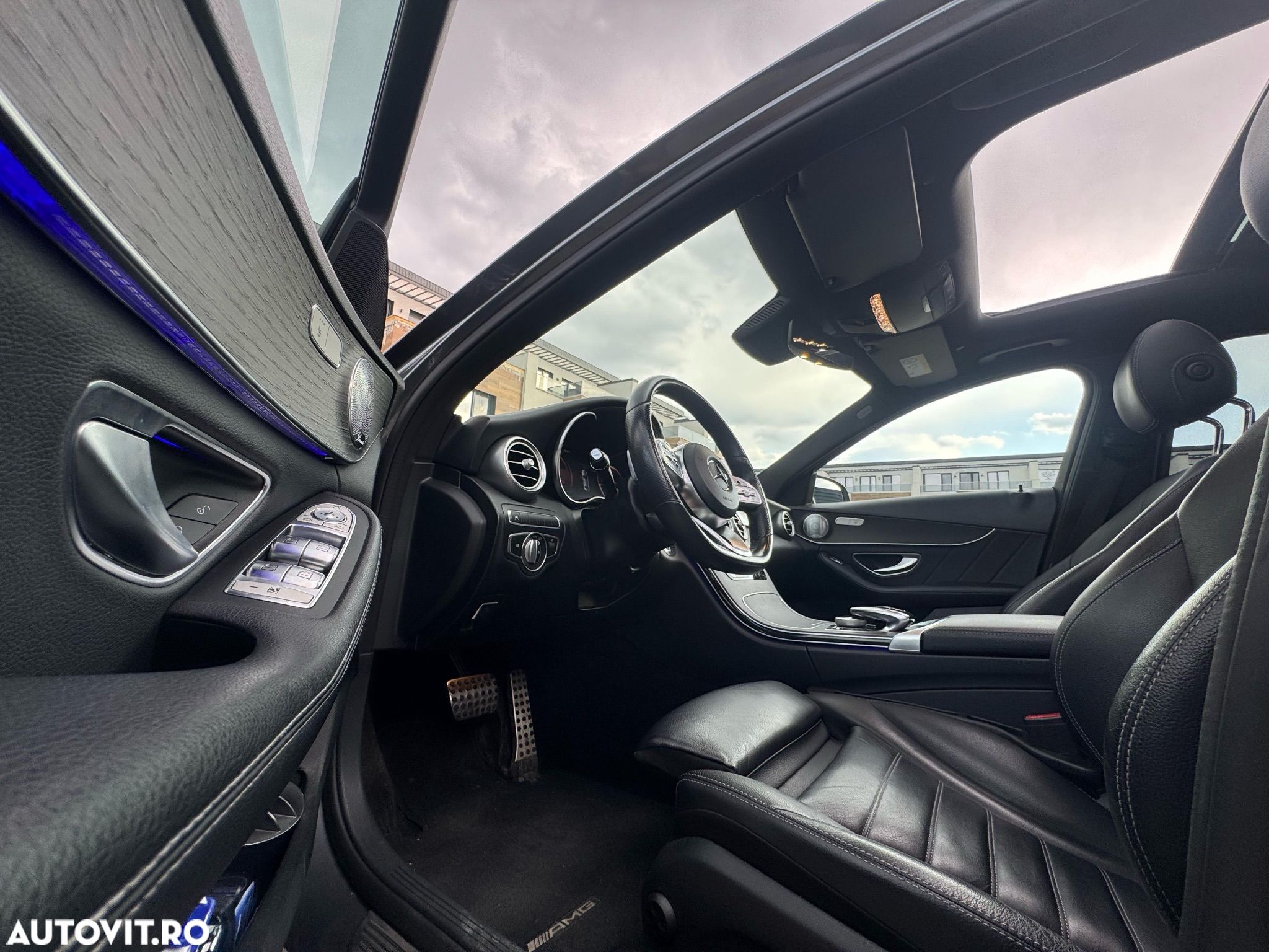 Mercedes-Benz C 220 d 4Matic 9G-TRONIC AMG Line - 1