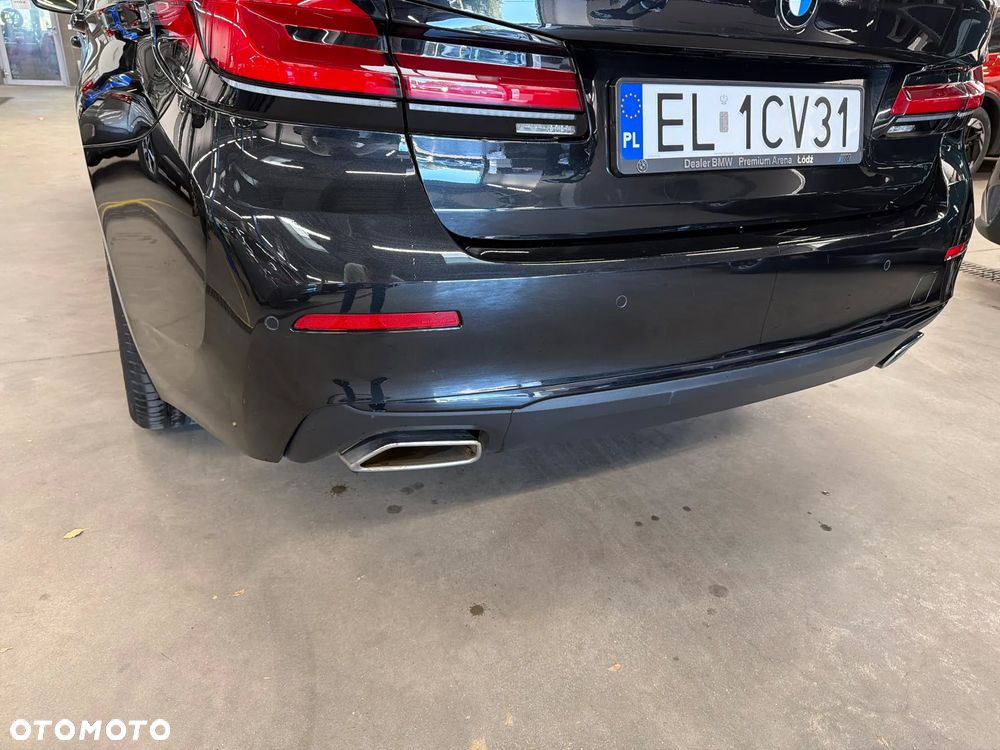 BMW Seria 5 520d MHEV - 28