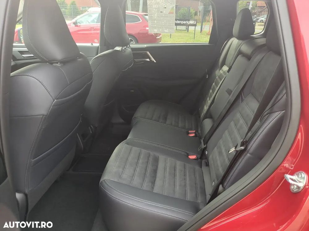 Mitsubishi Outlander 2.4 4WD Plus - 16