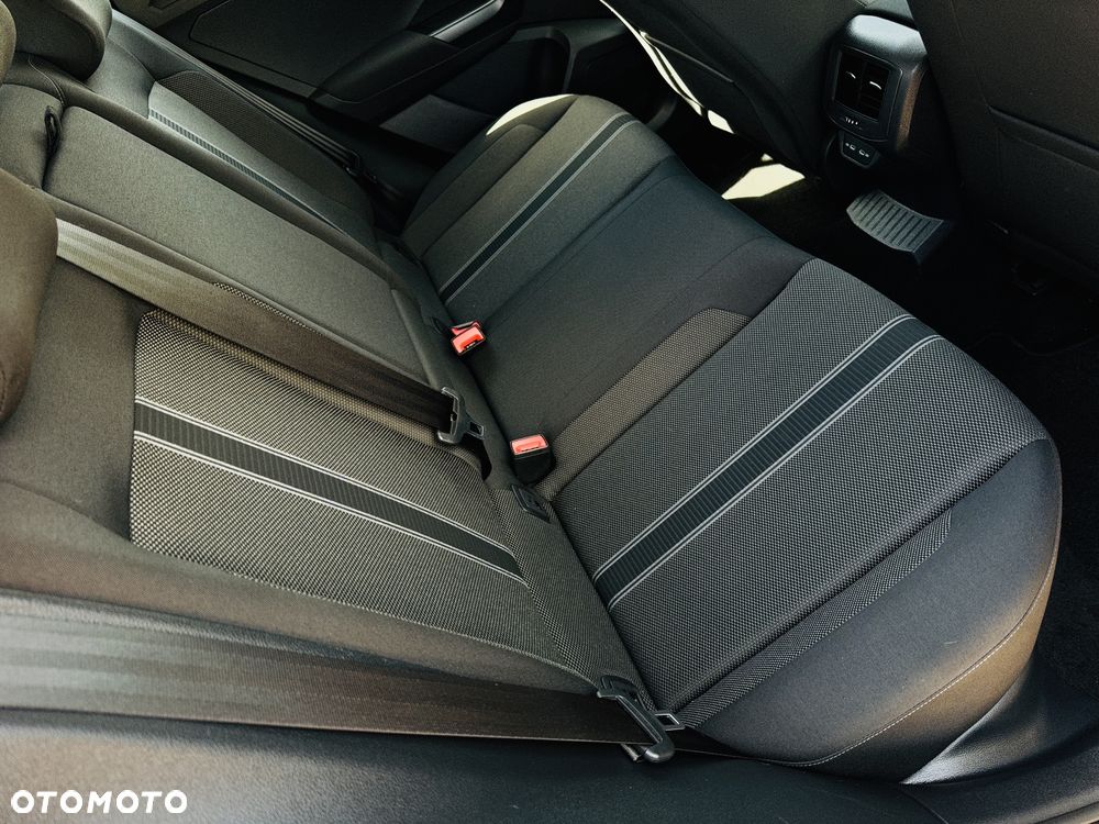 Volkswagen T-Roc 1.5 TSI ACT OPF DSG Sport - 17
