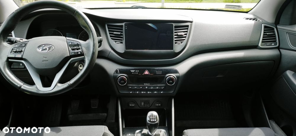 Hyundai Tucson 1.6 GDI BlueDrive Comfort 2WD - 11