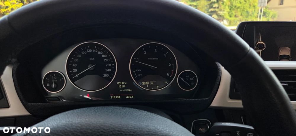 BMW Seria 3 316d EU6 - 28
