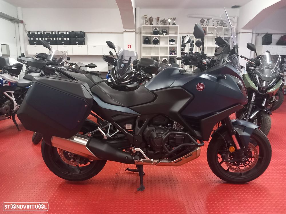 Honda NT DCT 2024 - 1