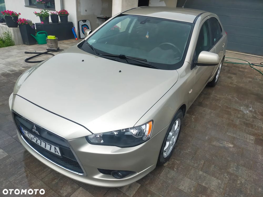 Mitsubishi Lancer 1.8 Intense - 6