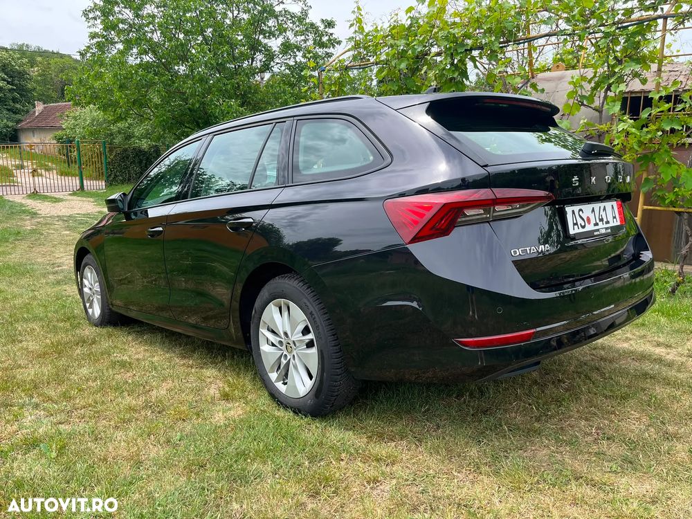 Skoda Octavia 2.0 TDI DSG Ambition - 6